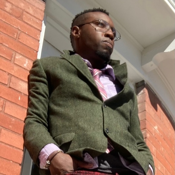 Meet your Posher, Raymond - Picture 2 of 12